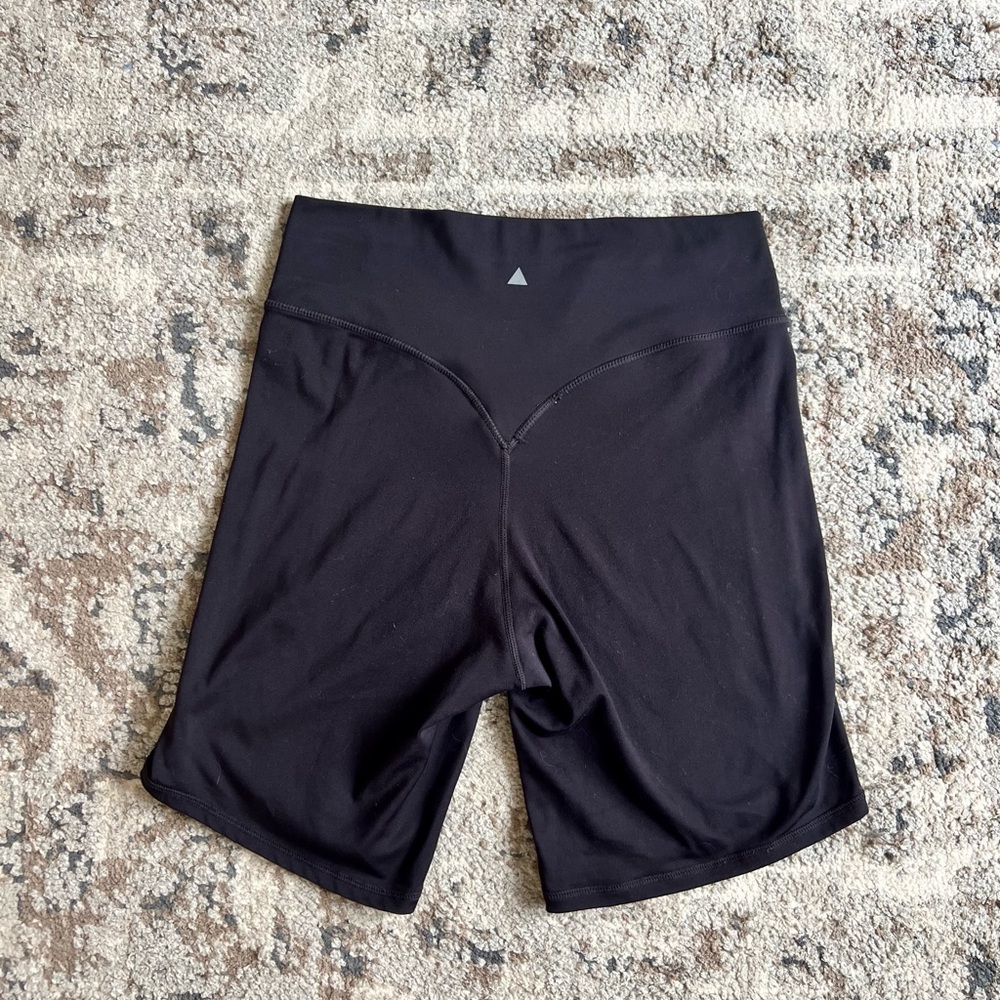 Women’s balance athletica shorts - medium